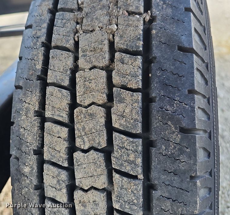 image for item DP0894 2021 Kaufman car carrier trailer