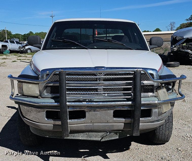 image for item DP0895 1998 Dodge Ram 1500 Laramie SLT Quad Cab pickup truck