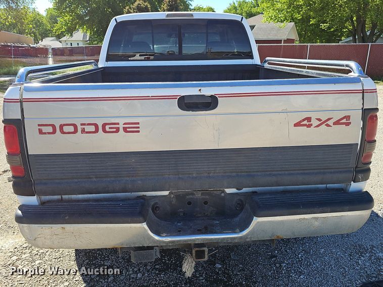image for item DP0895 1998 Dodge Ram 1500 Laramie SLT Quad Cab pickup truck