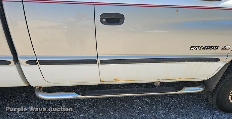 image for item DP0895 1998 Dodge Ram 1500 Laramie SLT Quad Cab pickup truck