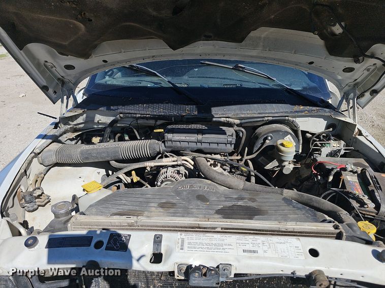 image for item DP0895 1998 Dodge Ram 1500 Laramie SLT Quad Cab pickup truck