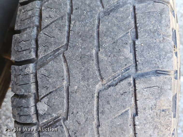 image for item DP0895 1998 Dodge Ram 1500 Laramie SLT Quad Cab pickup truck