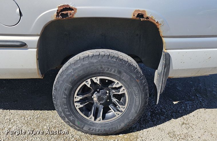 image for item DP0895 1998 Dodge Ram 1500 Laramie SLT Quad Cab pickup truck