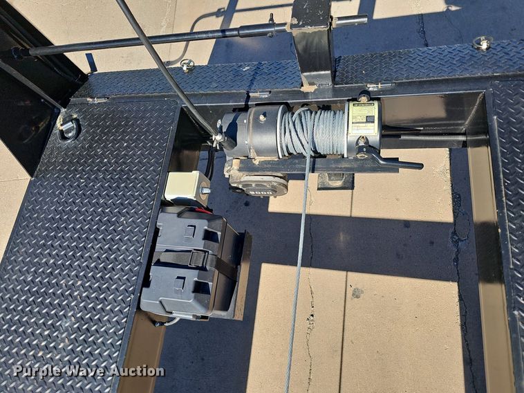 image for item DP0897 2022 Kaufman Trailers CG40 car carrier trailer