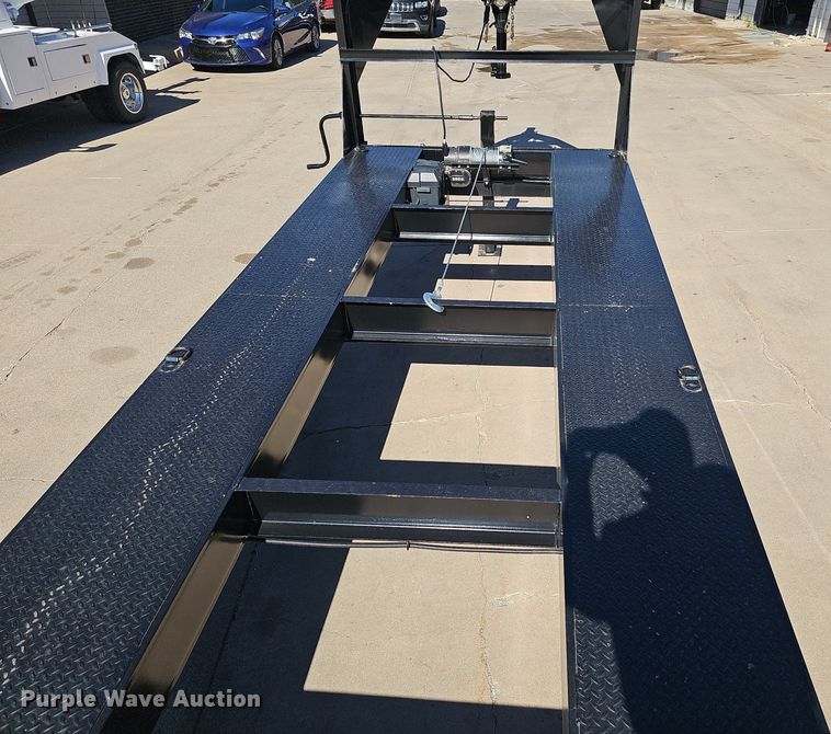 image for item DP0897 2022 Kaufman Trailers CG40 car carrier trailer