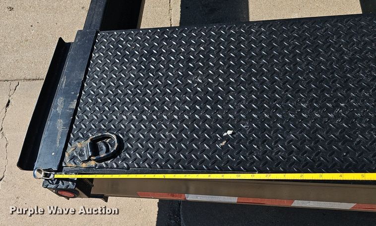 image for item DP0897 2022 Kaufman Trailers CG40 car carrier trailer