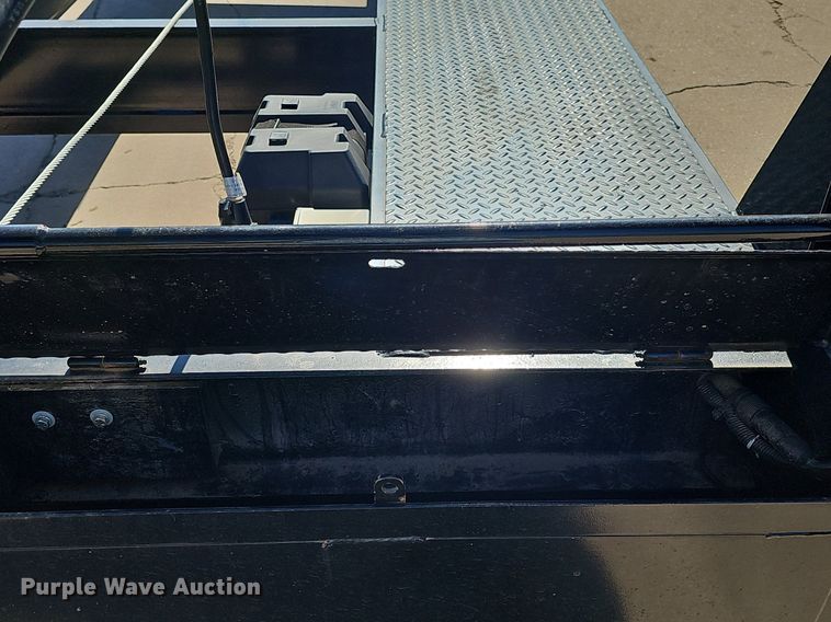 image for item DP0897 2022 Kaufman Trailers CG40 car carrier trailer