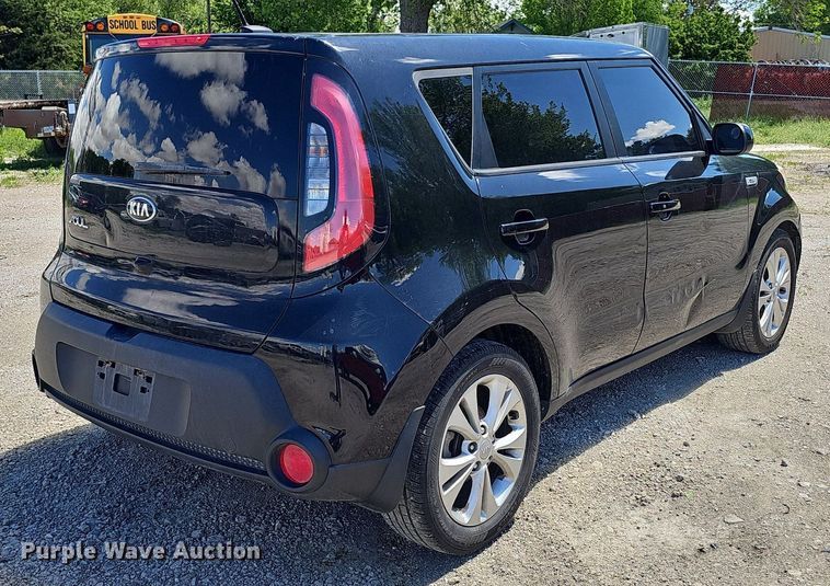 image for item DP0899 2015 Kia Soul SUV