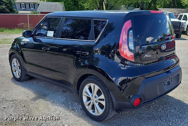 image for item DP0899 2015 Kia Soul SUV