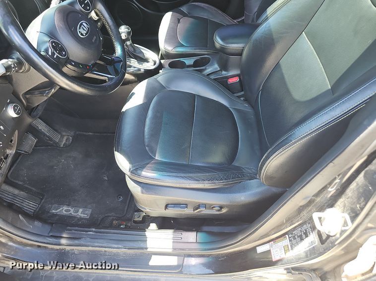 image for item DP0899 2015 Kia Soul SUV