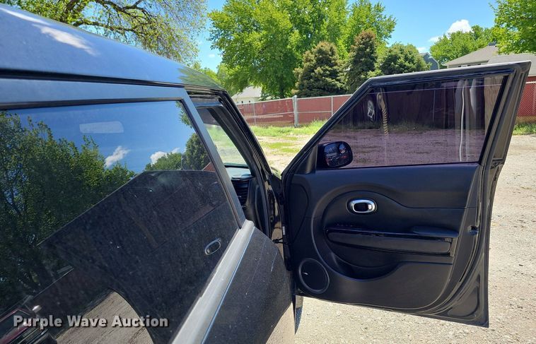 image for item DP0899 2015 Kia Soul SUV