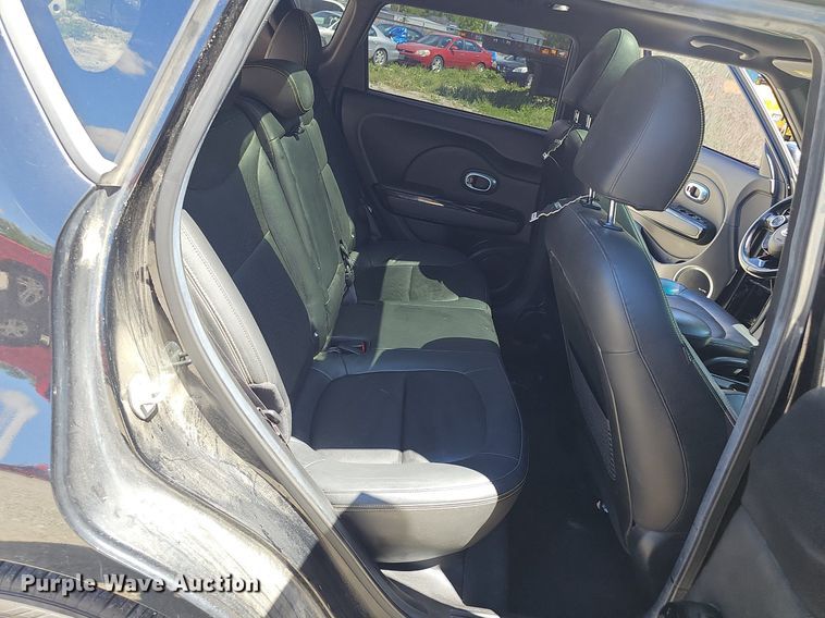 image for item DP0899 2015 Kia Soul SUV