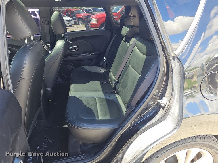 image for item DP0899 2015 Kia Soul SUV