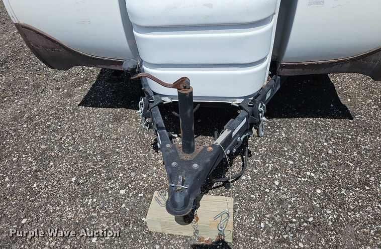 image for item DP0905 2005 Keystone Zeppelin II Z291 camper