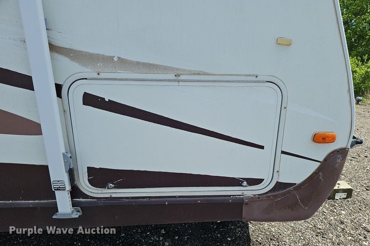 image for item DP0905 2005 Keystone Zeppelin II Z291 camper