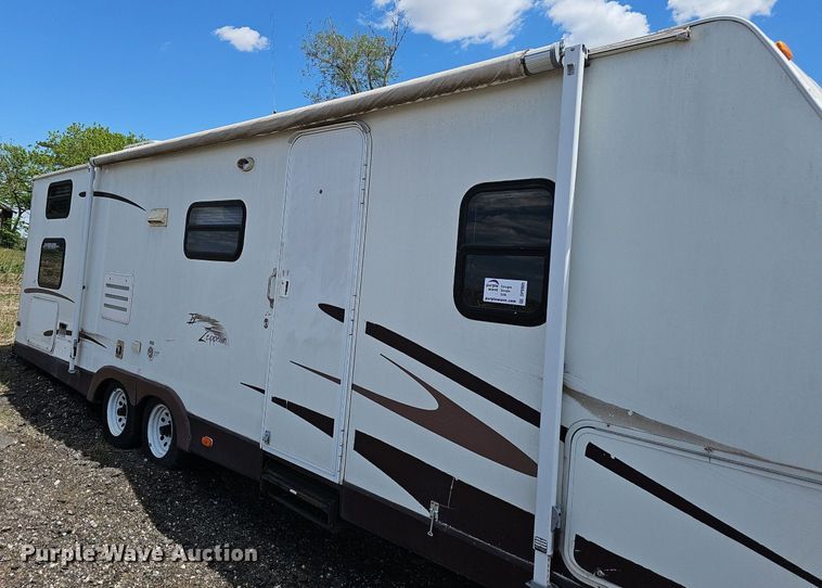 image for item DP0905 2005 Keystone Zeppelin II Z291 camper