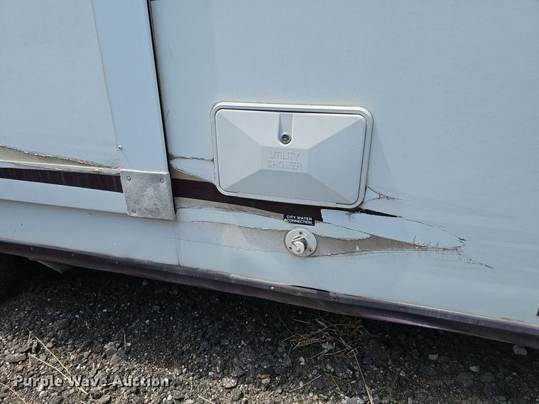 image for item DP0905 2005 Keystone Zeppelin II Z291 camper