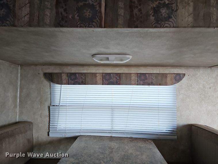 image for item DP0905 2005 Keystone Zeppelin II Z291 camper