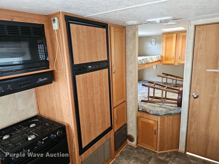 image for item DP0905 2005 Keystone Zeppelin II Z291 camper