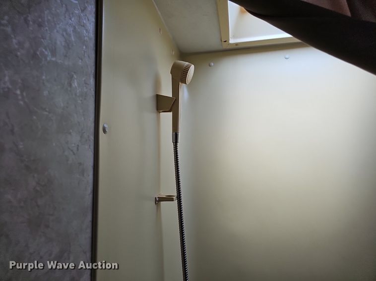 image for item DP0905 2005 Keystone Zeppelin II Z291 camper