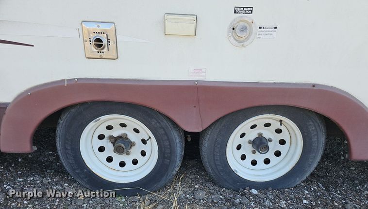 image for item DP0905 2005 Keystone Zeppelin II Z291 camper