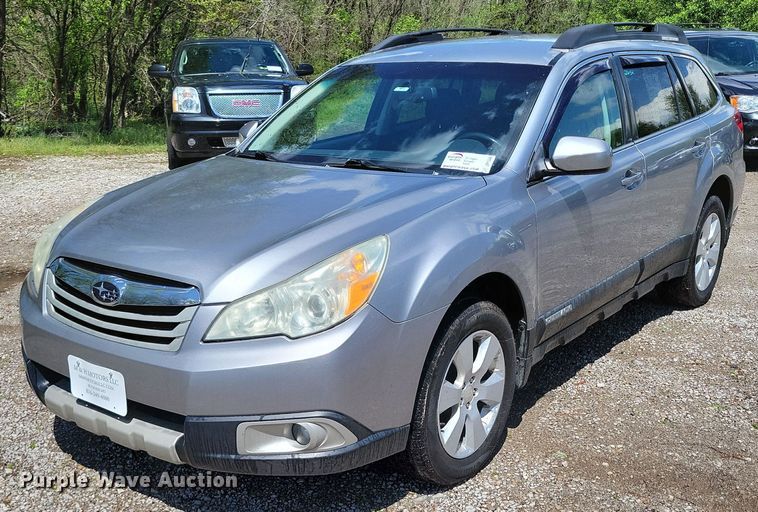 image for item DP1348 2011 Subaru Outback SUV