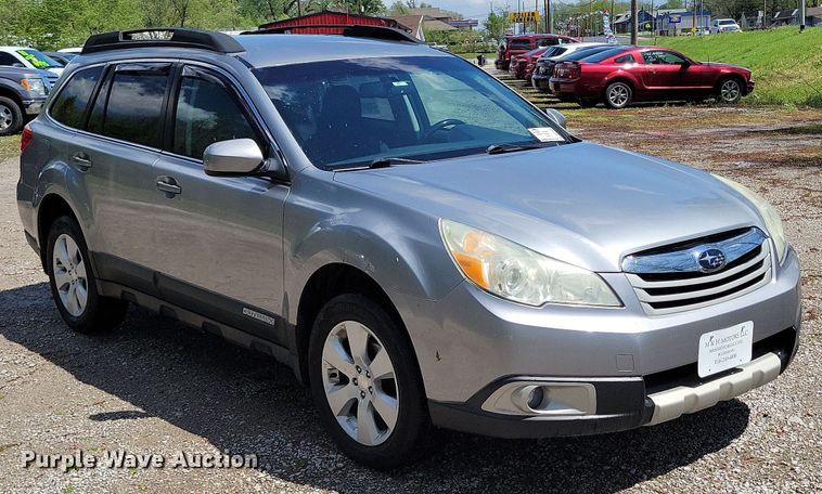image for item DP1348 2011 Subaru Outback SUV