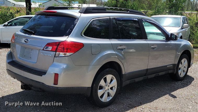 image for item DP1348 2011 Subaru Outback SUV
