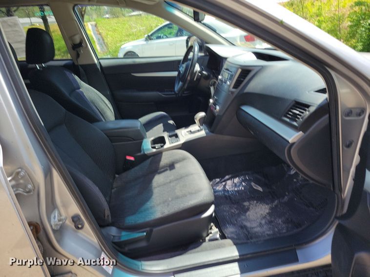 image for item DP1348 2011 Subaru Outback SUV