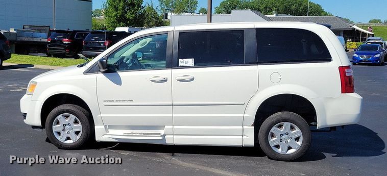 image for item DP1444 2009 Dodge Grand Caravan handicap accessible van