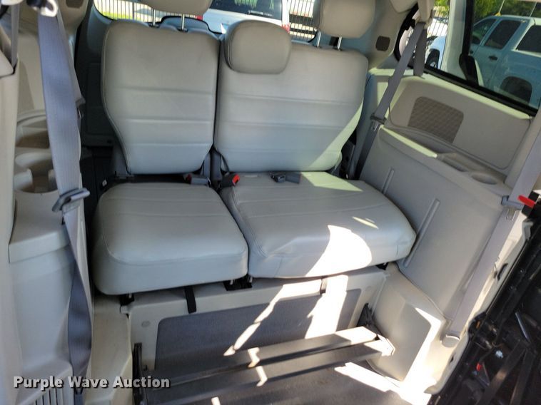 image for item DP1444 2009 Dodge Grand Caravan handicap accessible van