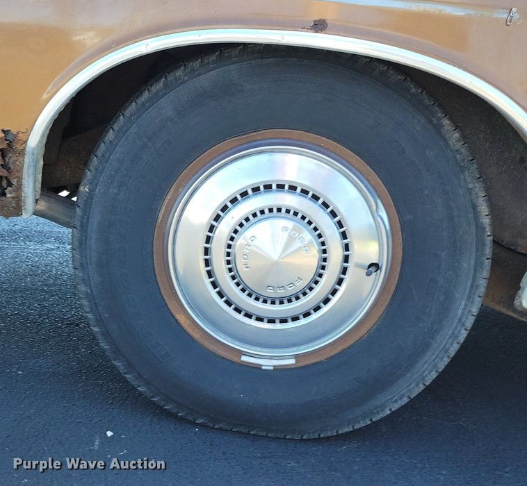 image for item DP1445 1974 Ford Galaxy 500 