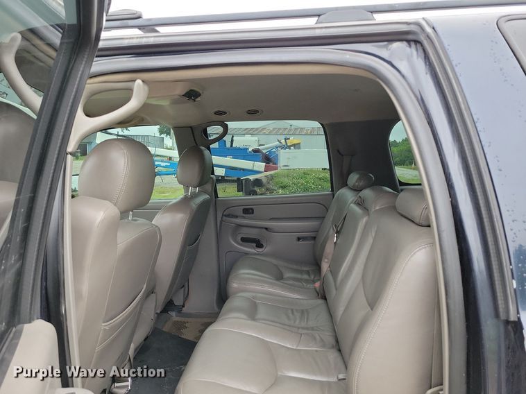 image for item DP1454 2006 Chevrolet Suburban SUV