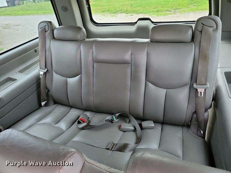 image for item DP1454 2006 Chevrolet Suburban SUV