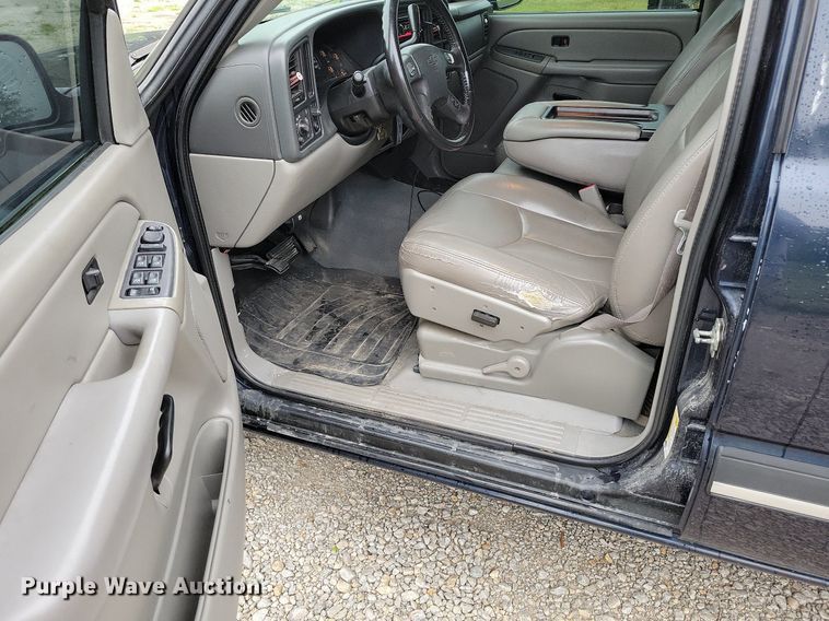 image for item DP1454 2006 Chevrolet Suburban SUV