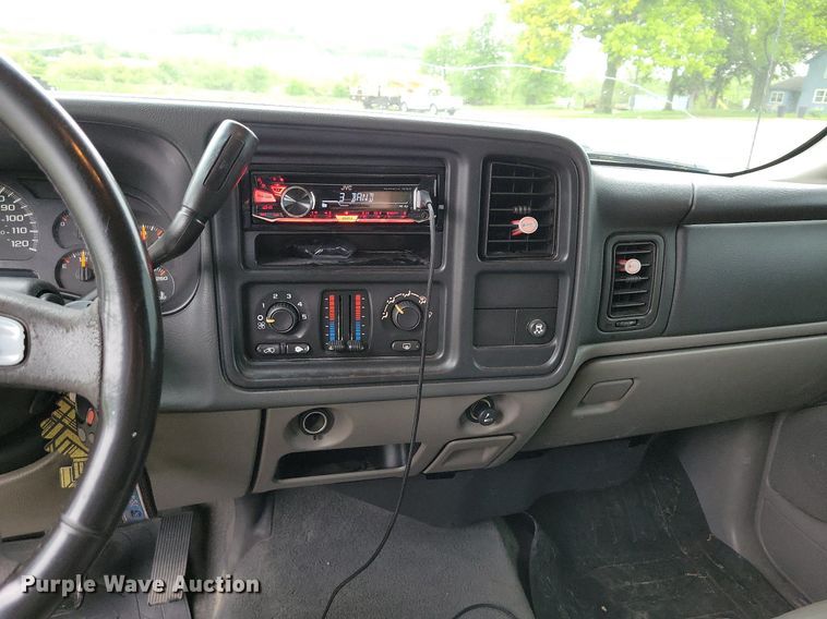 image for item DP1454 2006 Chevrolet Suburban SUV