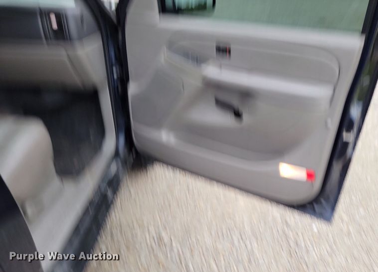 image for item DP1454 2006 Chevrolet Suburban SUV