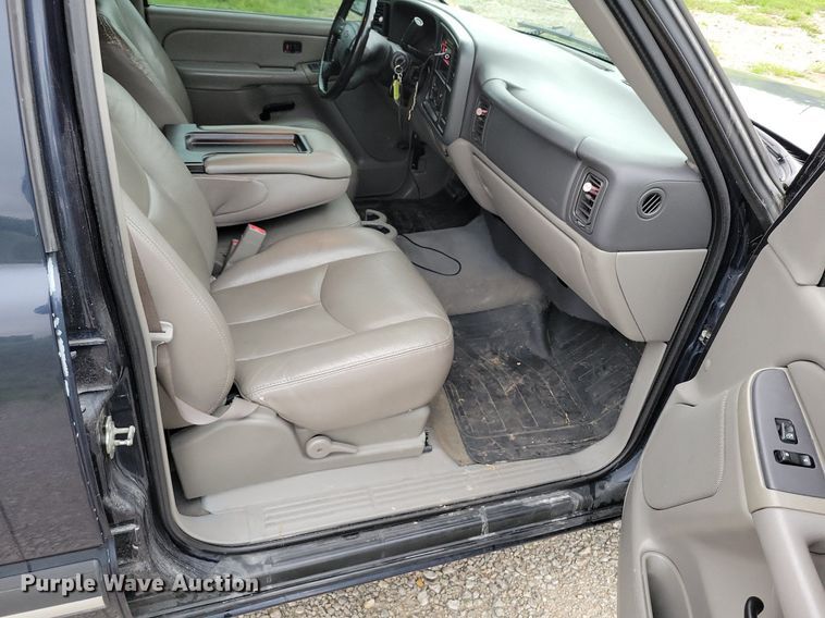 image for item DP1454 2006 Chevrolet Suburban SUV