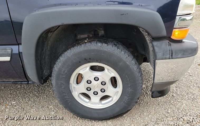 image for item DP1454 2006 Chevrolet Suburban SUV