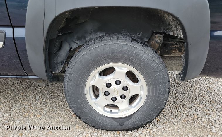 image for item DP1454 2006 Chevrolet Suburban SUV