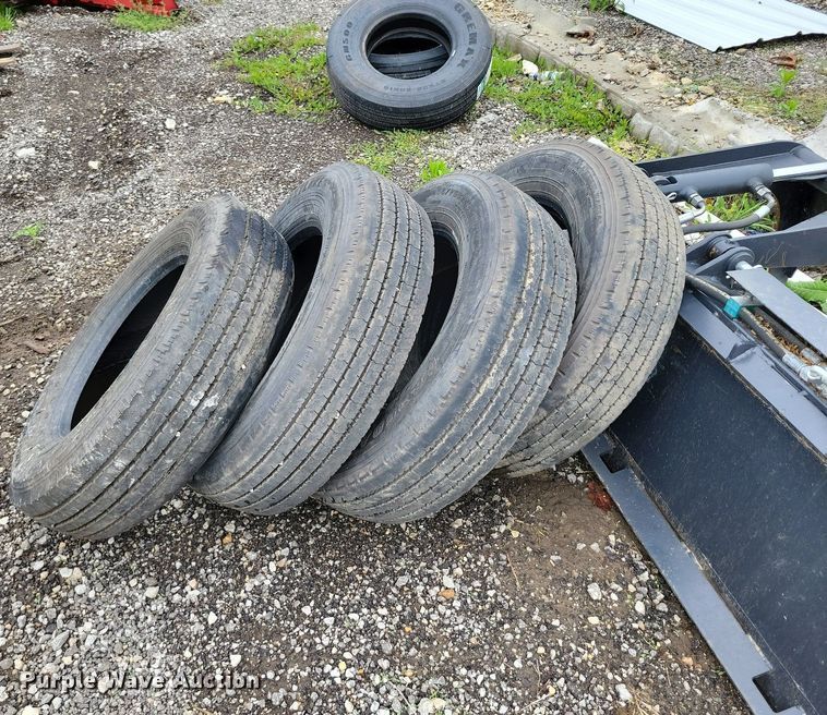 image for item DP1461 2022 Load Trail equipment trailer