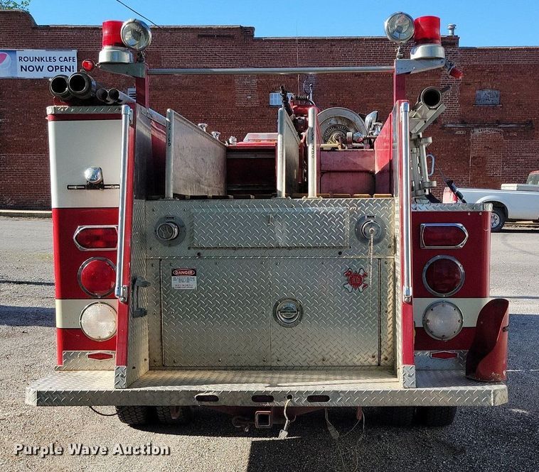 image for item DP1468 1991 Ford F Super Duty brush fire truck