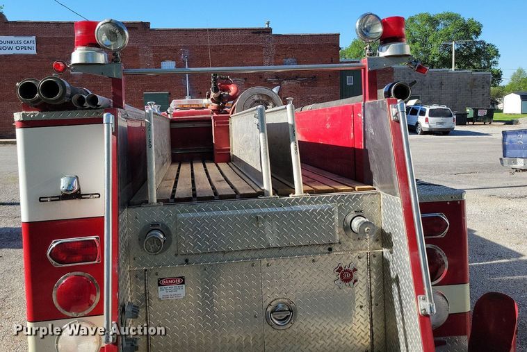 image for item DP1468 1991 Ford F Super Duty brush fire truck