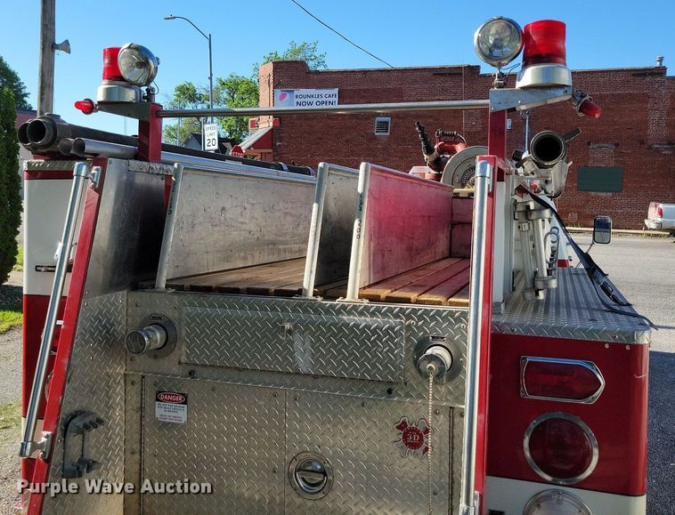 image for item DP1468 1991 Ford F Super Duty brush fire truck