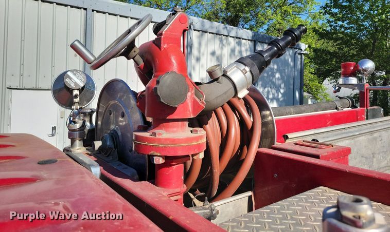 image for item DP1468 1991 Ford F Super Duty brush fire truck