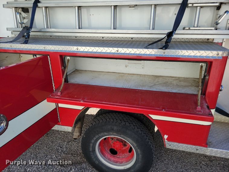image for item DP1468 1991 Ford F Super Duty brush fire truck