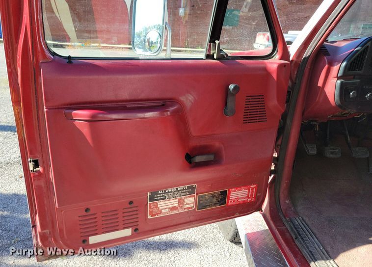 image for item DP1468 1991 Ford F Super Duty brush fire truck