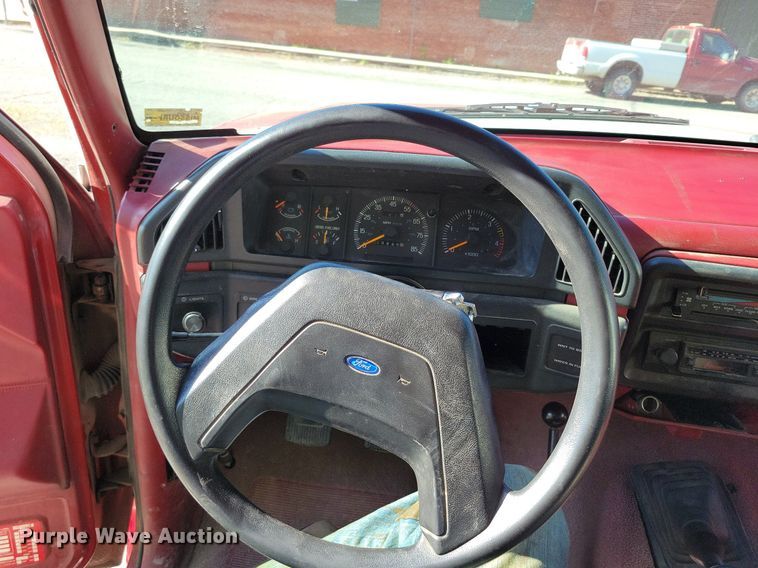 image for item DP1468 1991 Ford F Super Duty brush fire truck