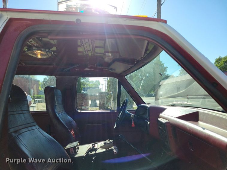 image for item DP1468 1991 Ford F Super Duty brush fire truck