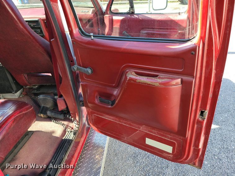 image for item DP1468 1991 Ford F Super Duty brush fire truck